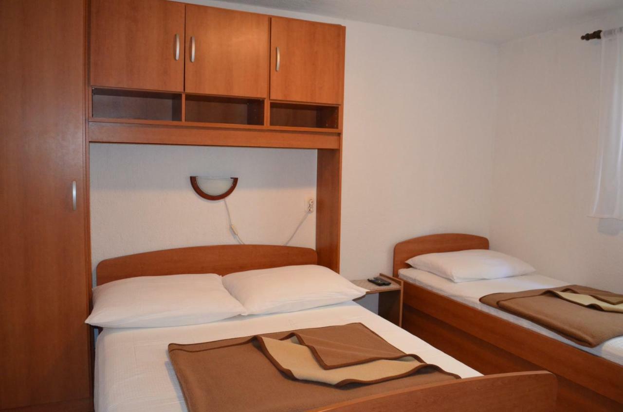 Holiday Home Garina Draga Bašćanska المظهر الخارجي الصورة
