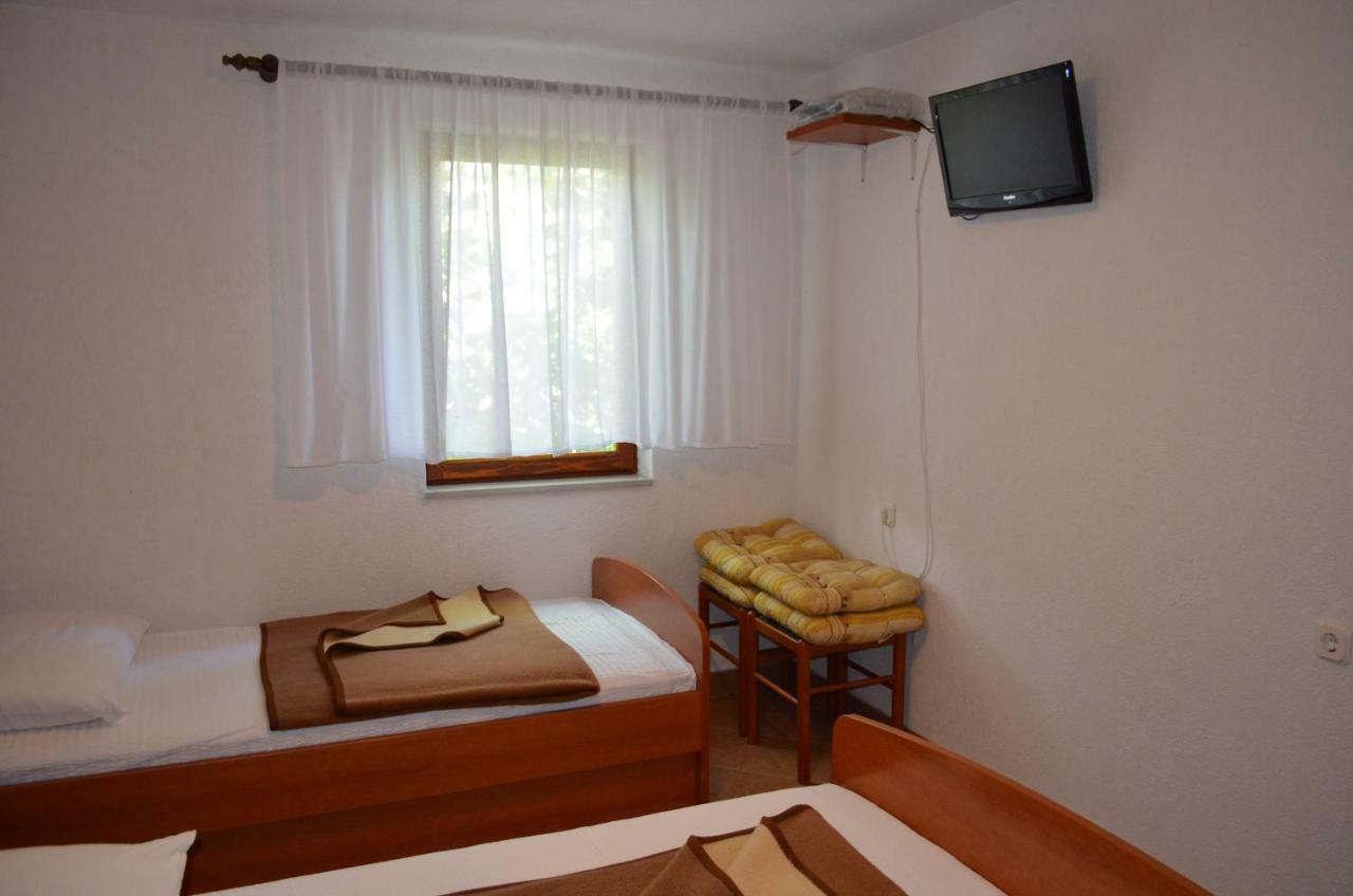 Holiday Home Garina Draga Bašćanska المظهر الخارجي الصورة